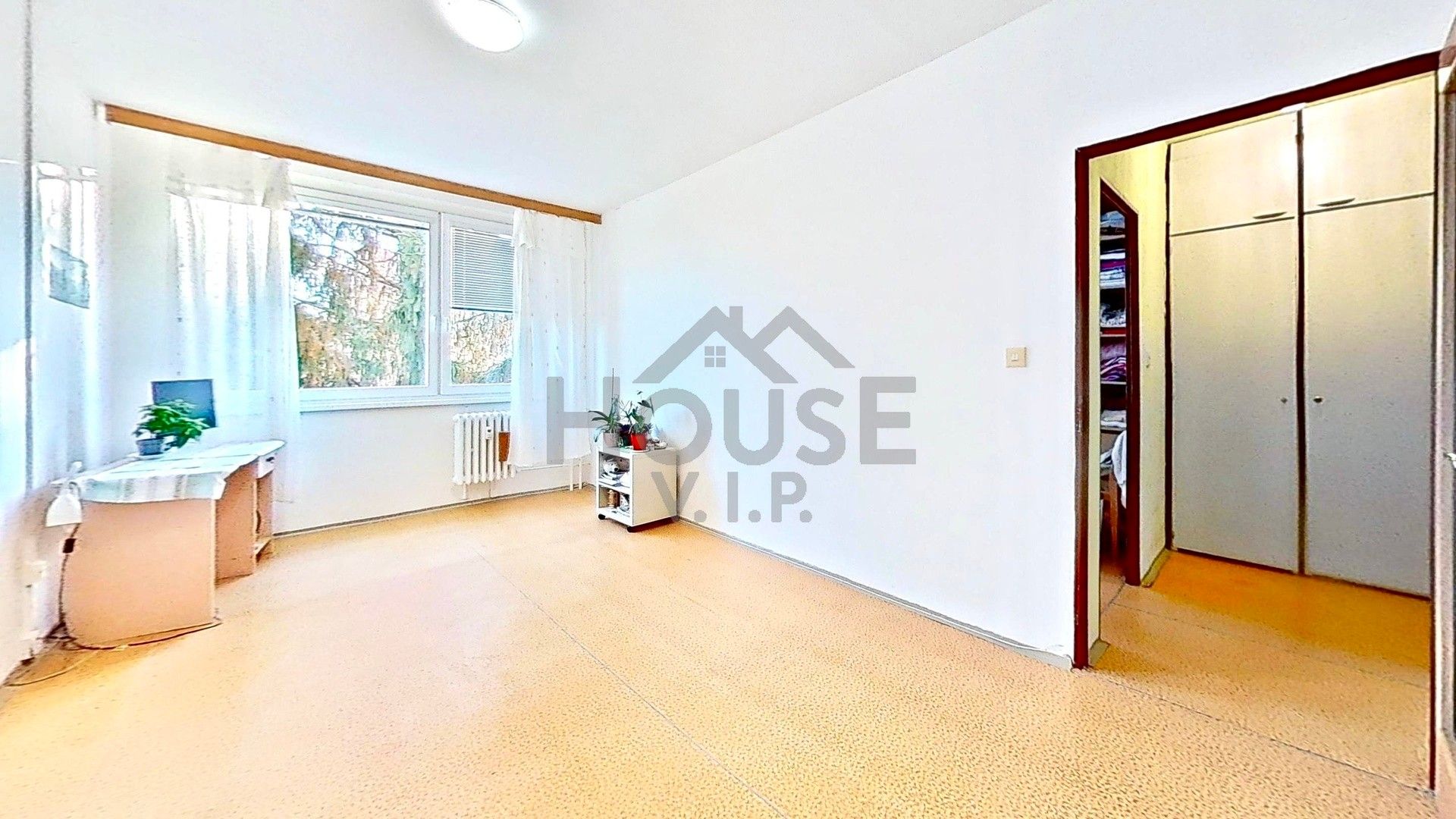 2+kk, Neapolská, Praha, 45 m²