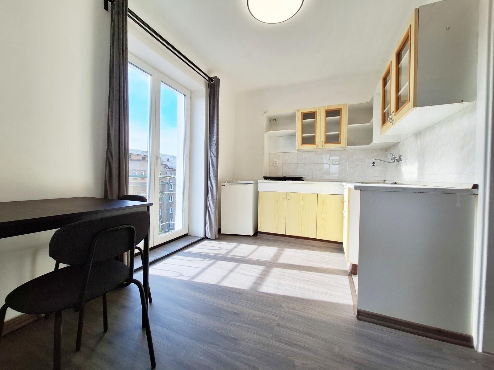1+1, Čujkovova, Ostrava, 29 m² - 2
