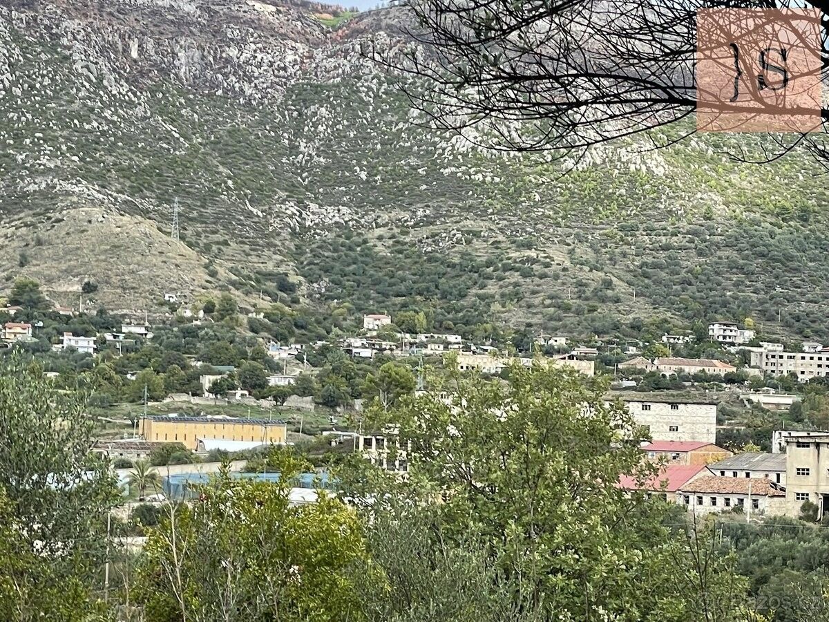 Pozemky pro bydlení, 987 66, Zahraničí