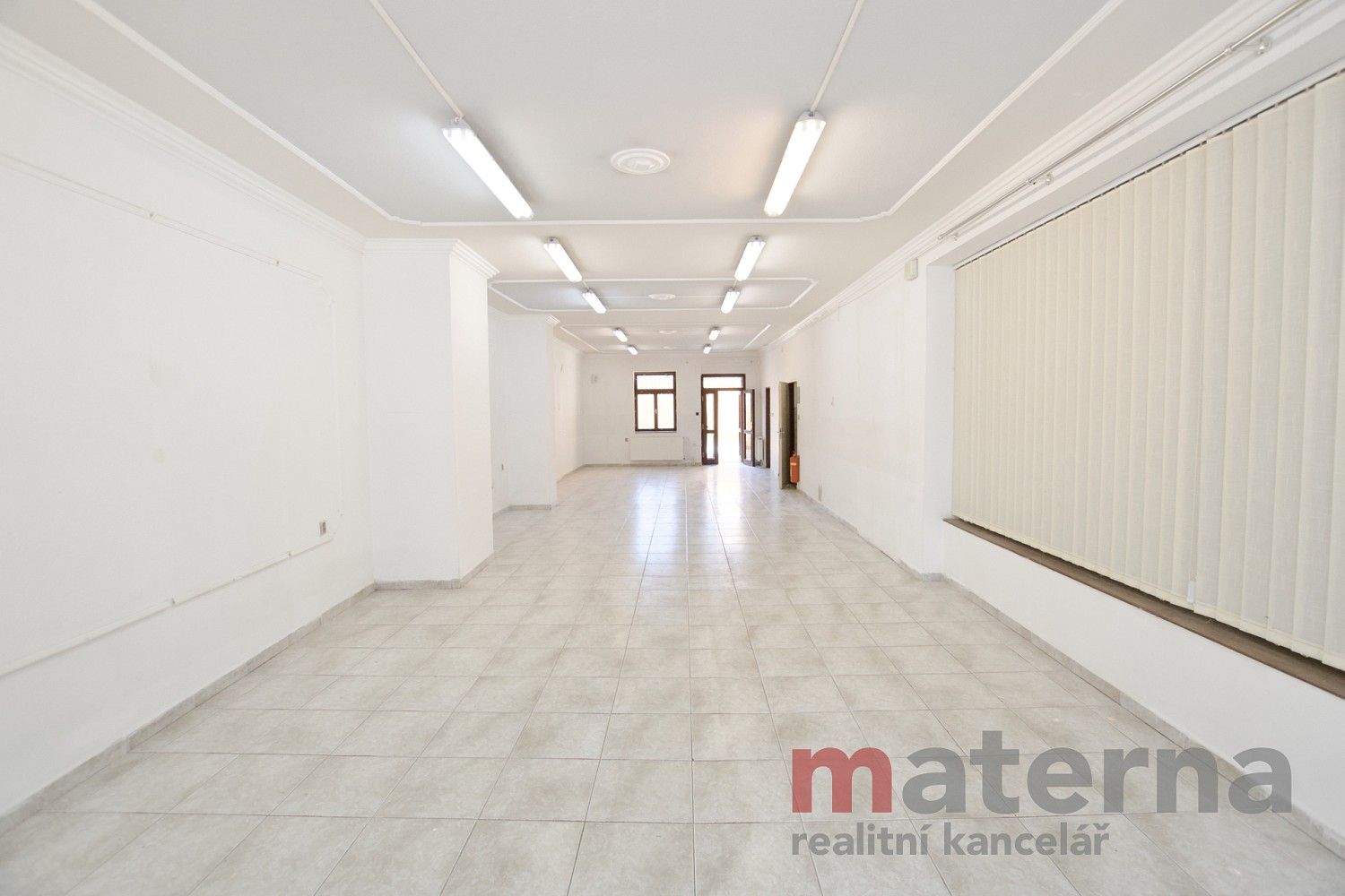 Pronájem obchodní prostory - Klimenta Čermáka, Čáslav, okres Kutná Hora, 114 m² - 5