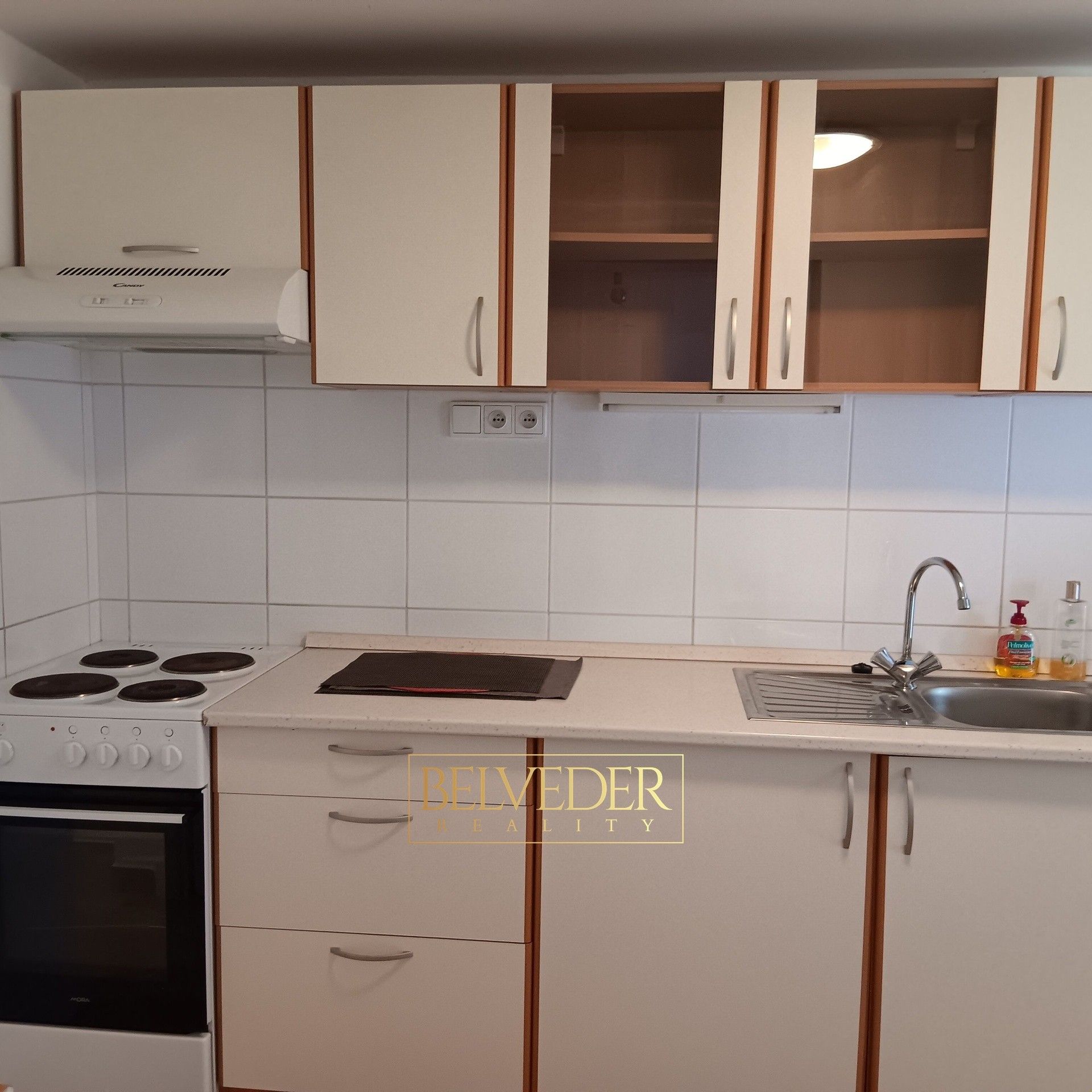 Pronájem byt 1+kk - Rokle, Teplice, 34 m²