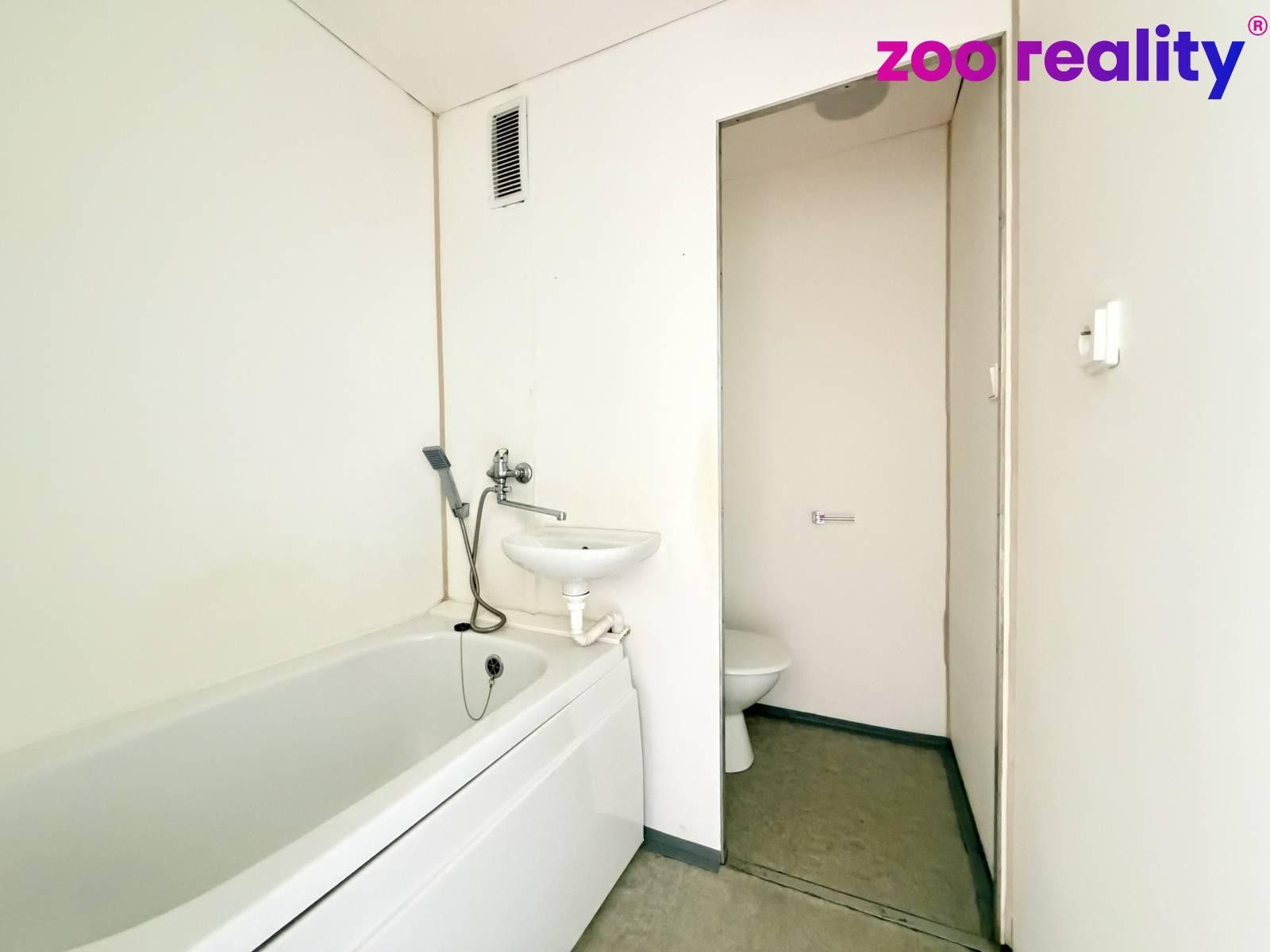 1+1, Palackého 4271, Chomutov, 35 m² - 2