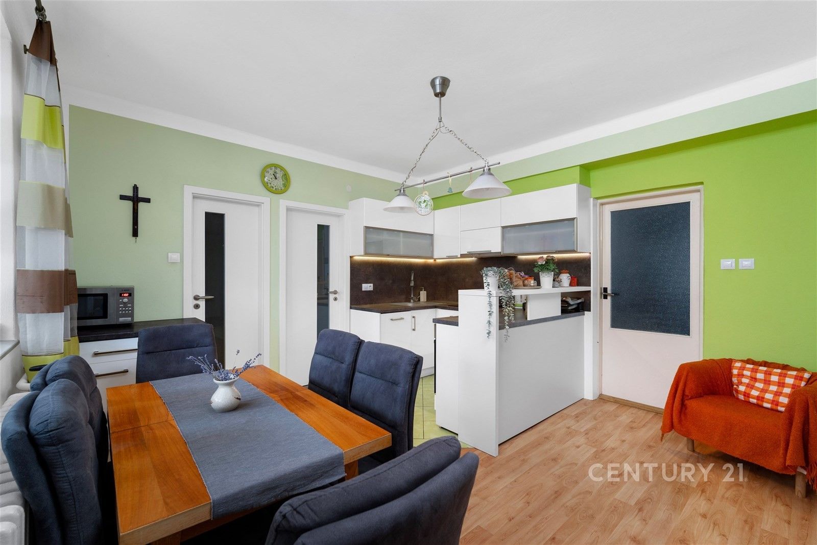 Prodej rodinný dům - Uhřice, 165 m² - 2