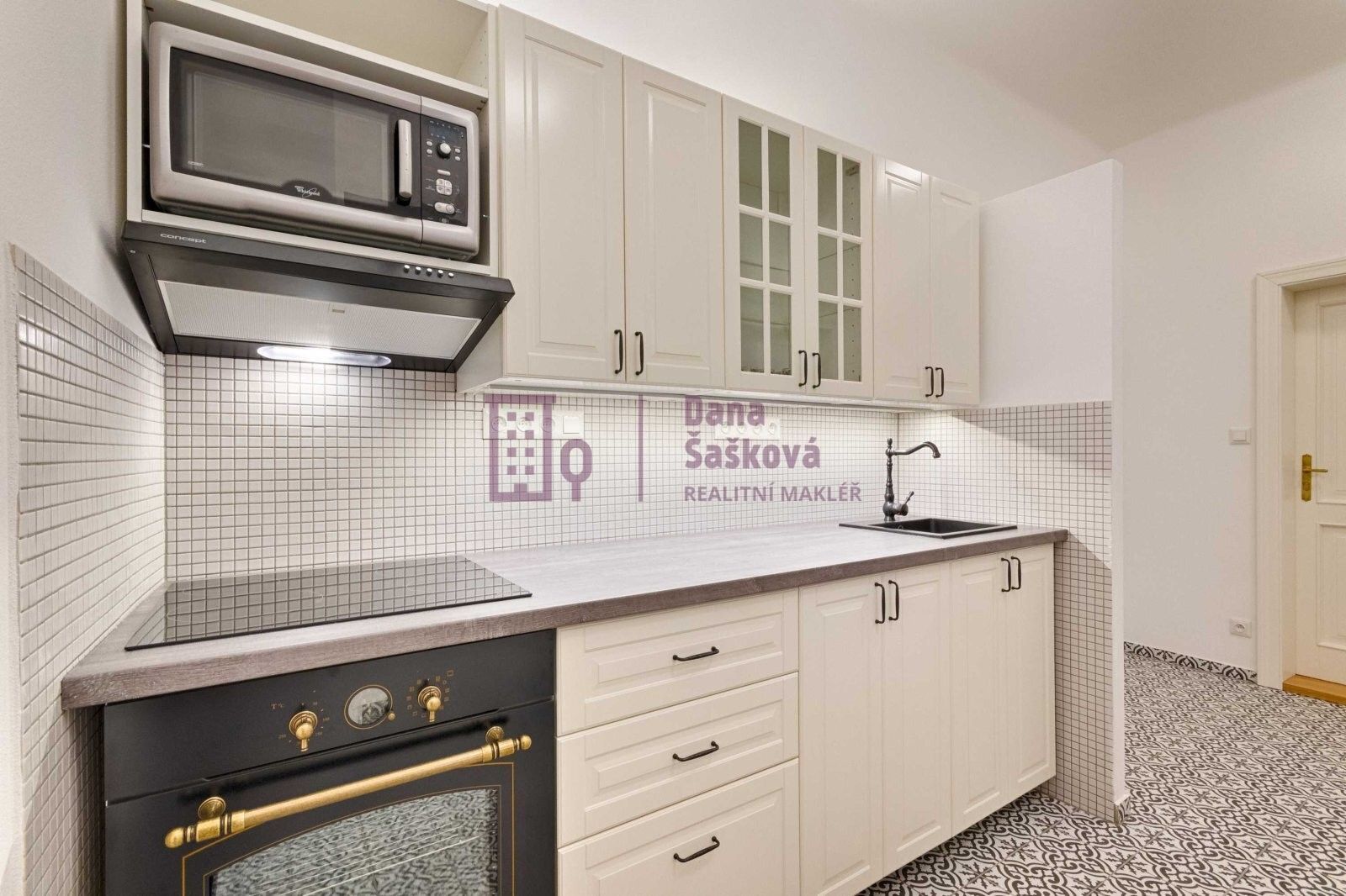 2+1, nám. Míru, Jindřichův Hradec, 71 m²