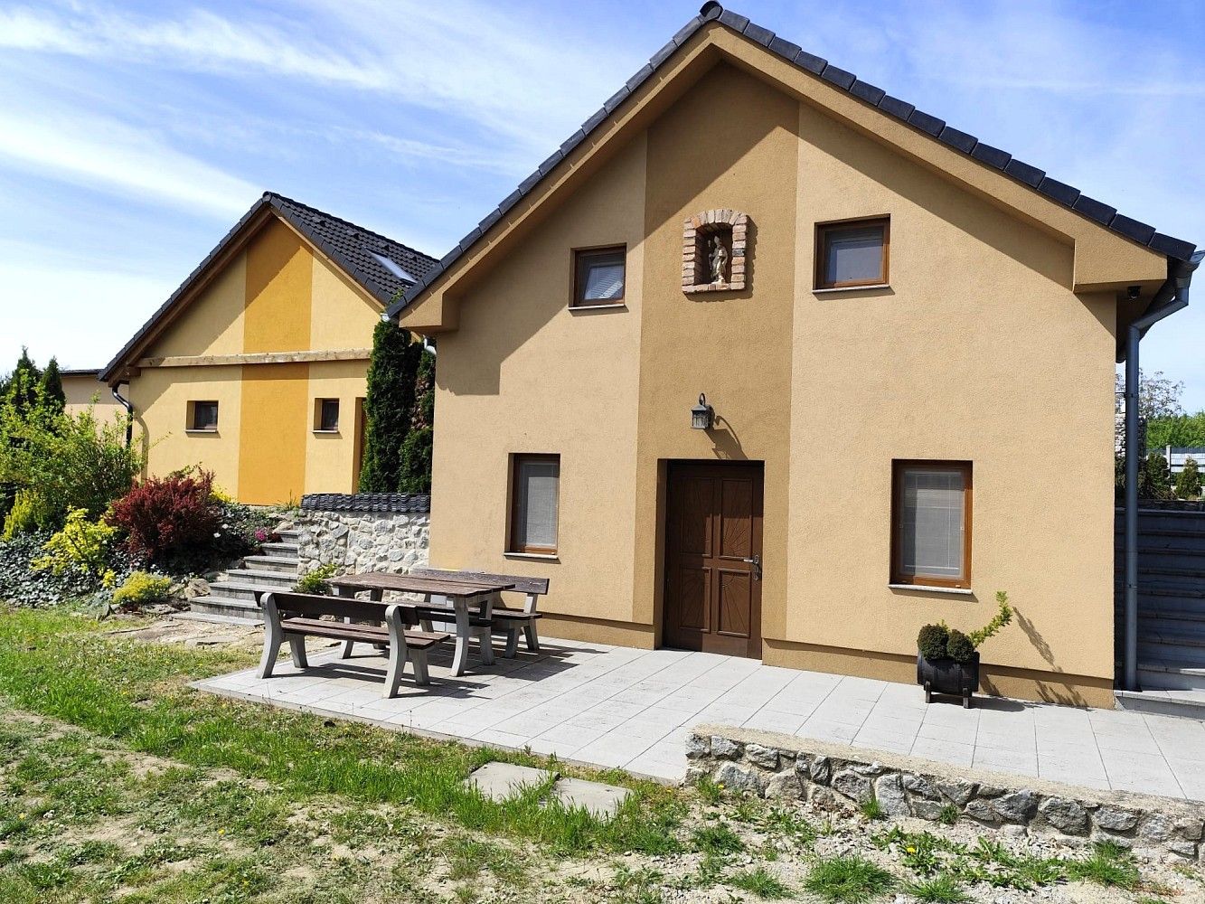 Ubytovací zařízení, Dyjákovice, okres Znojmo, Jihomoravský kraj, 206 m² - 1