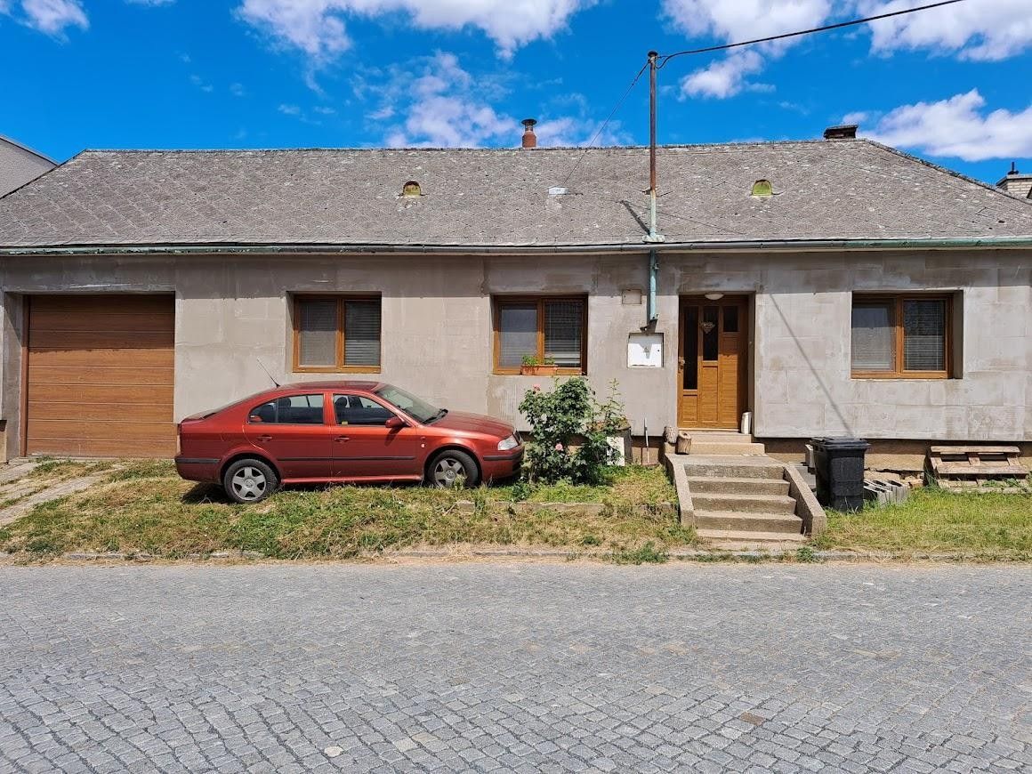 Rodinné domy, Ořechov, Uherské Hradiště, 308 m²
