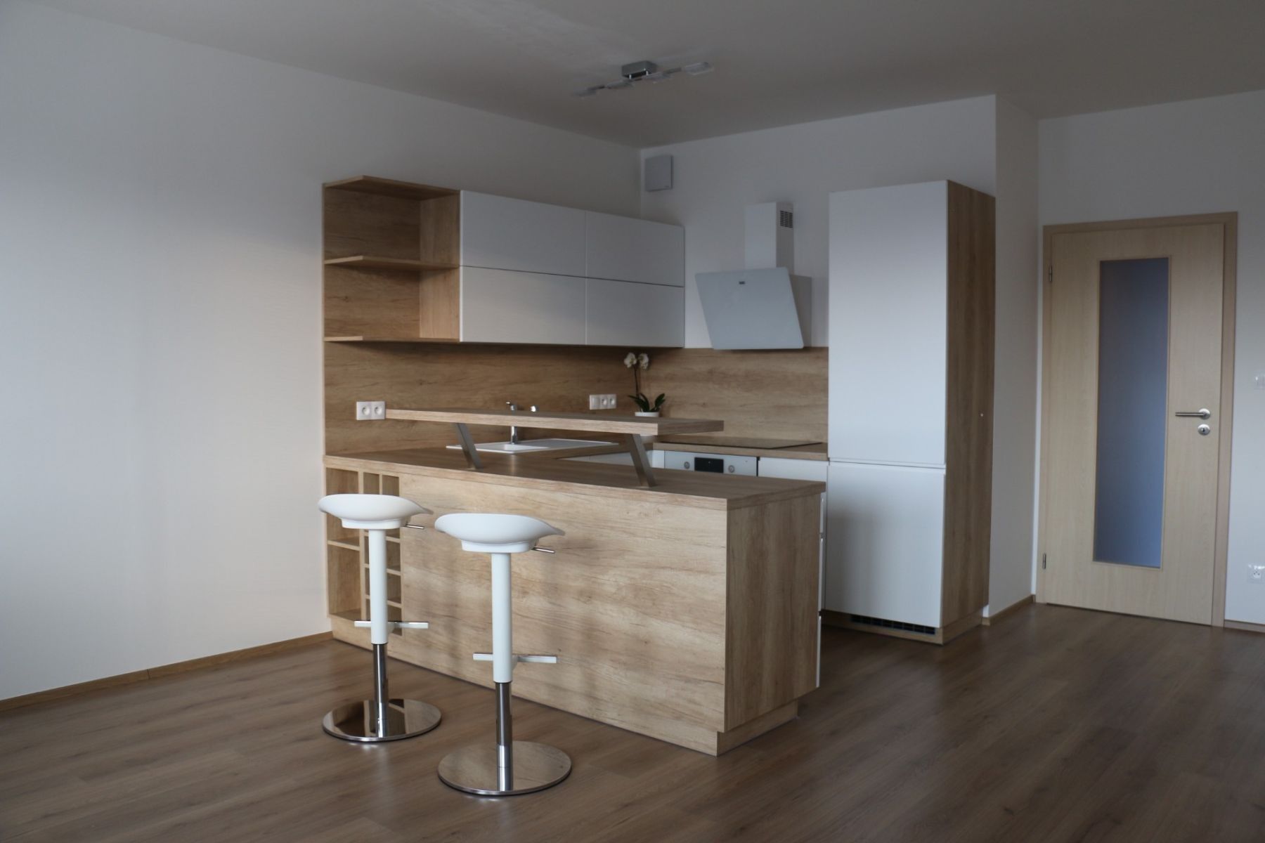 3+kk, U Hostavického potoka, Praha - Hostavice, 73 m² - 1