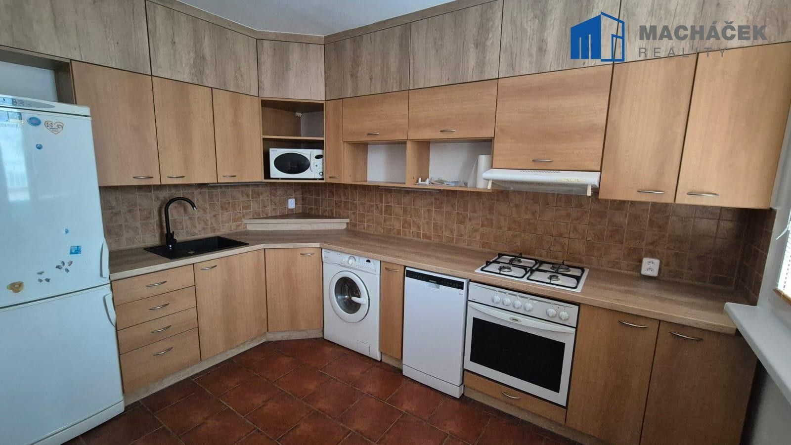 2+1, U Stadionu, Most, 62 m²