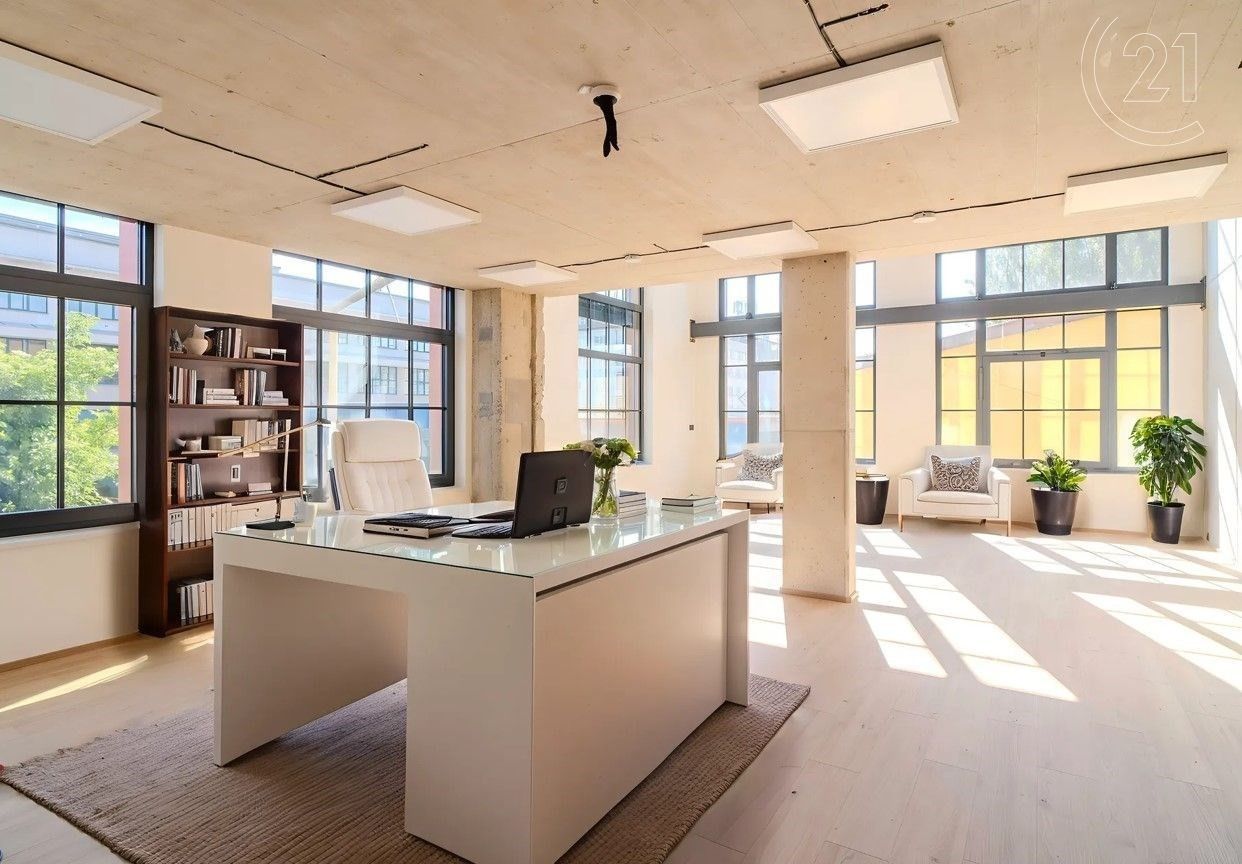 Kanceláře, Kolbenova, Praha, 144 m²