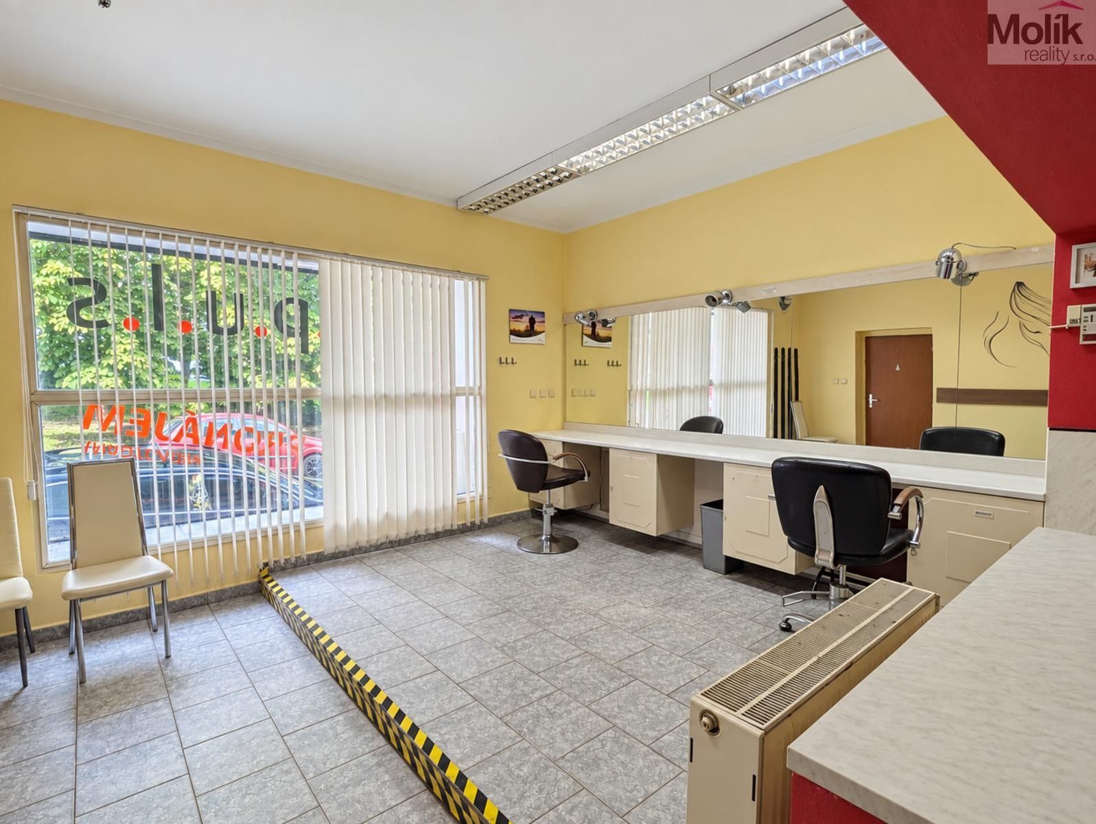 Obchodní prostory · 39 m² · Poštovní, Krupka - 3