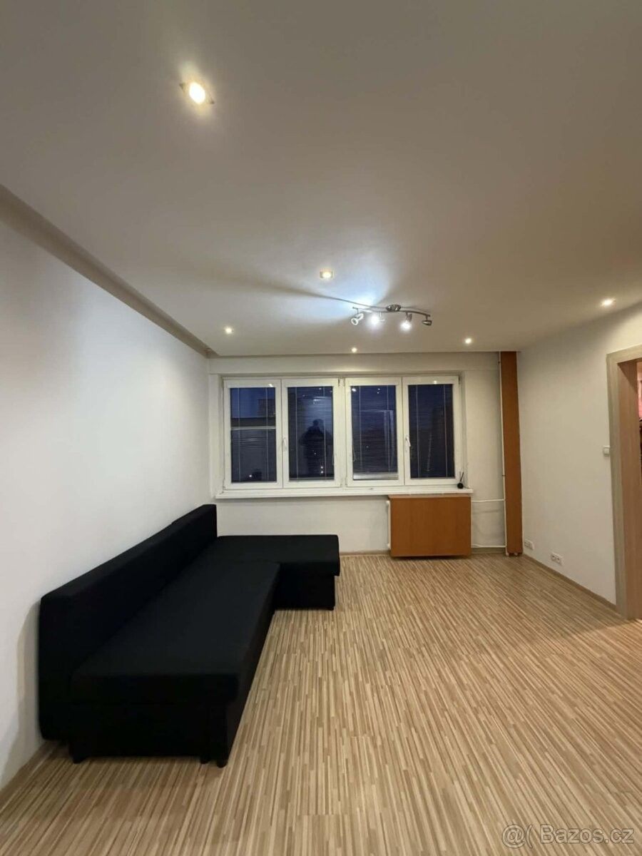 Pronájem byt - Ostrava, 710 00