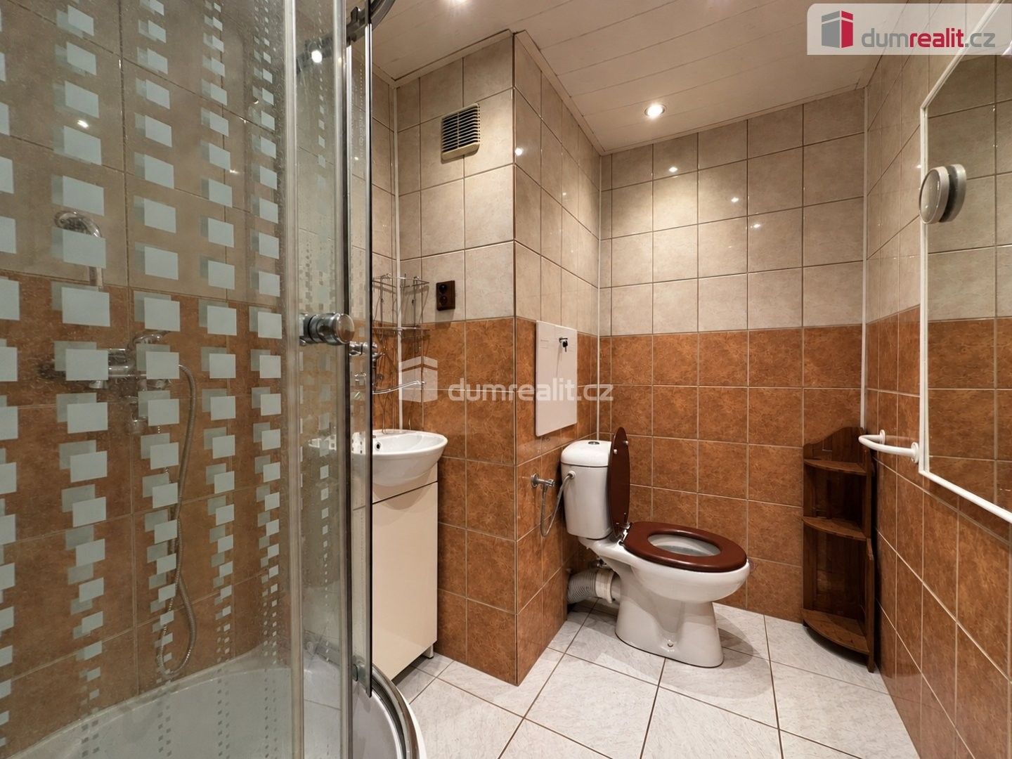 1+1, náměstí Horní, Oloví, 38 m² - 2