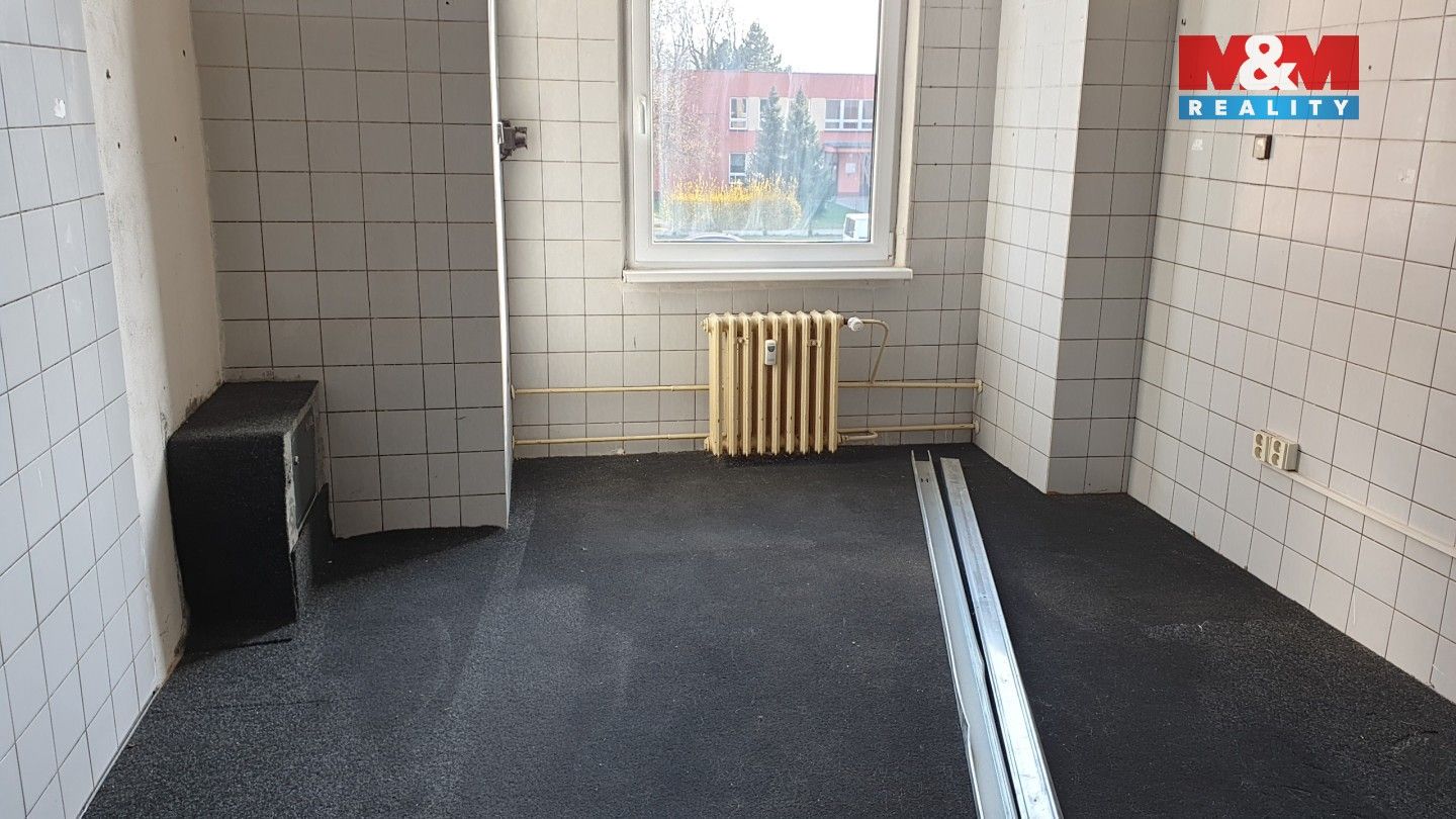 Pronájem obchodní prostory - Kysucká, Český Těšín, 140 m² - 5