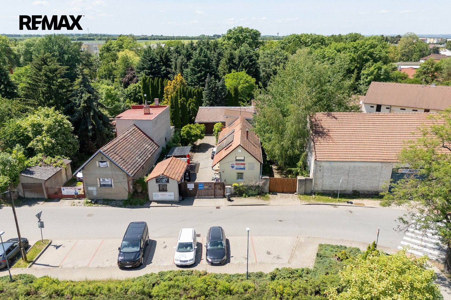 Rodinné domy, Jesenice, okres Praha-západ, Středočeský kraj, 154 m² - 1