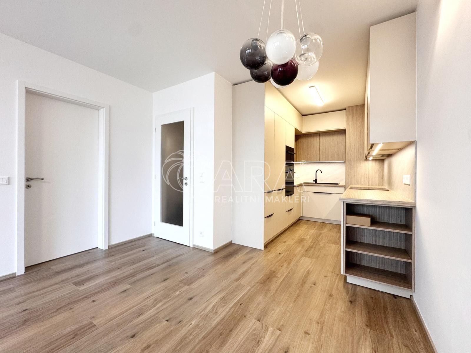 2+kk, Za Pískovnou, Praha Dolní Chabry, 53 m² - 1