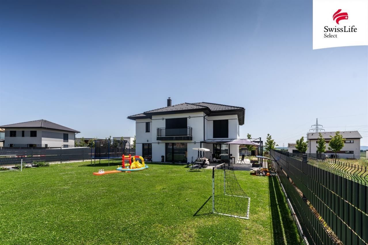 Prodej rodinný dům - U Křížku, Vysoký Újezd, 221 m²