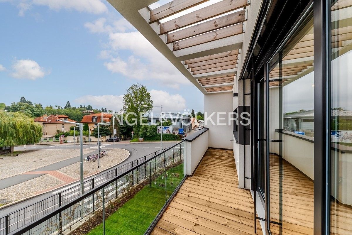 Pronájem byt 3+kk - Pod Hrachovkou, Praha, 75 m²
