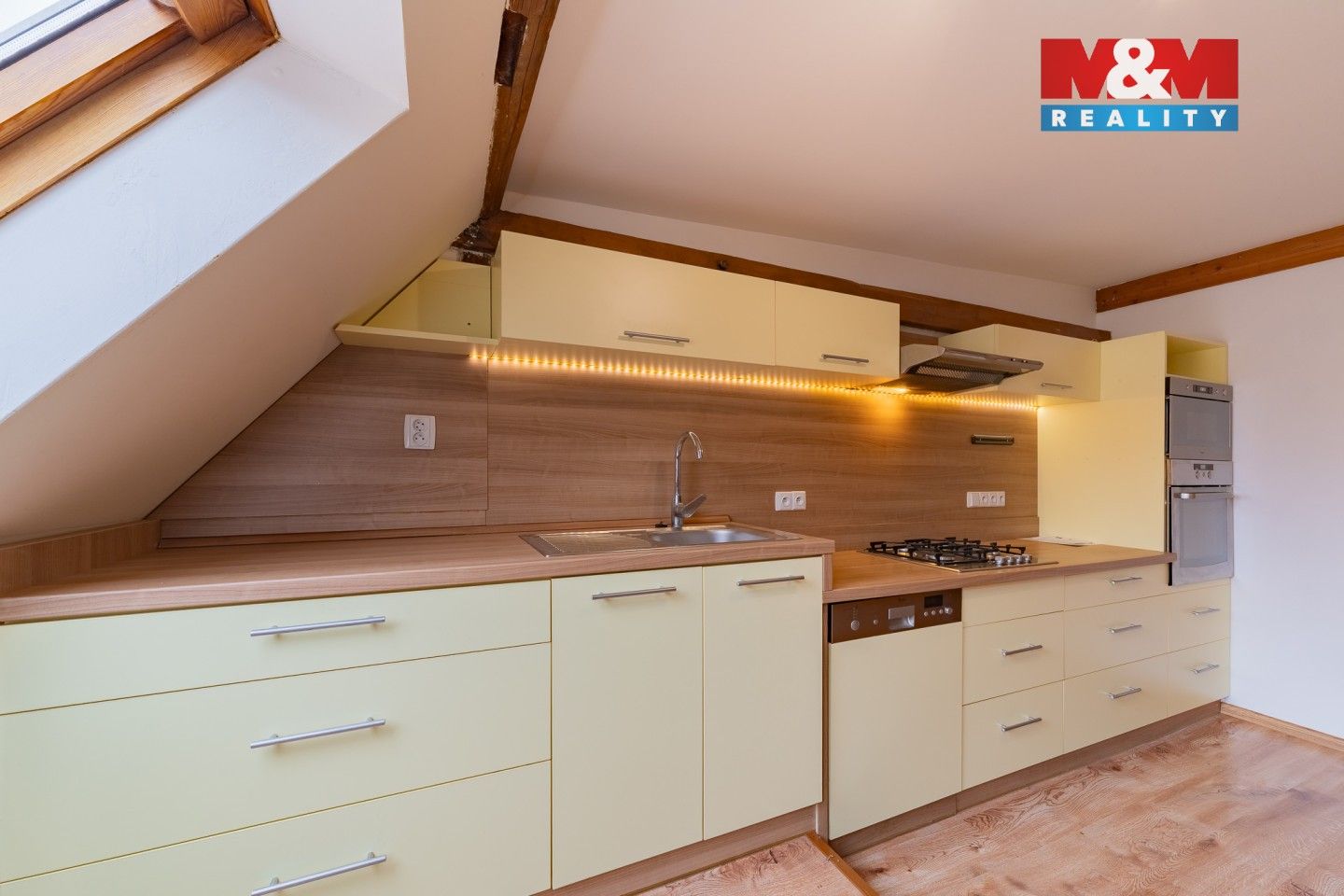 Prodej byt 3+1 - Karlova, Cheb, 140 m²