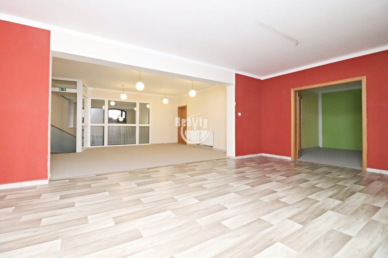 Pronájem kancelář - Kosmákova, Jihlava, 138 m²