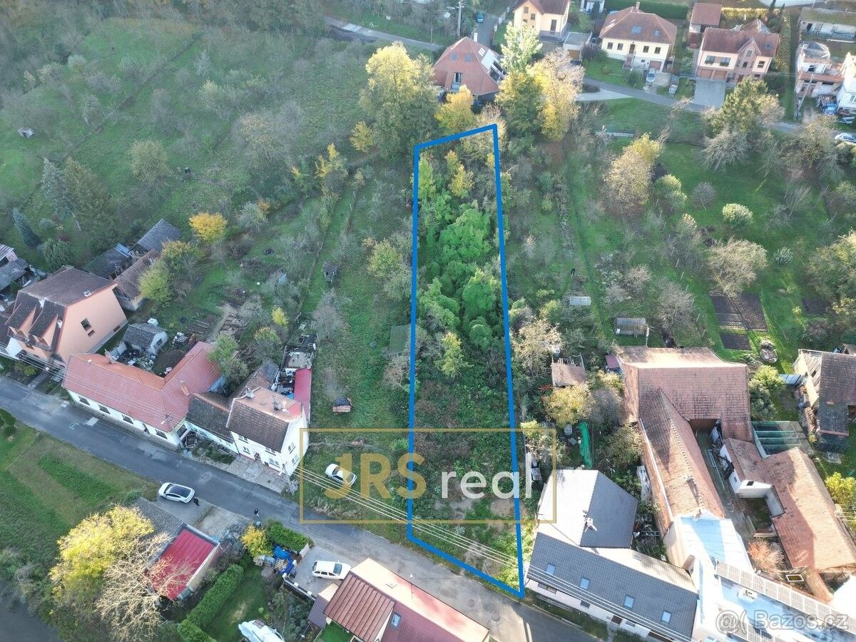 Prodej pozemek pro bydlení - Lipov, 696 72, 1 239 m²