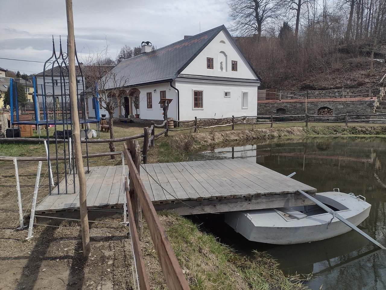 Chaty, Ruda nad Moravou - Bartoňov, Olomoucký kraj - 1