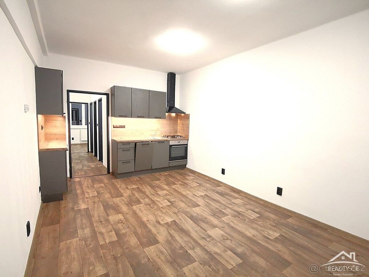 Byty, Jihlava, 586 01