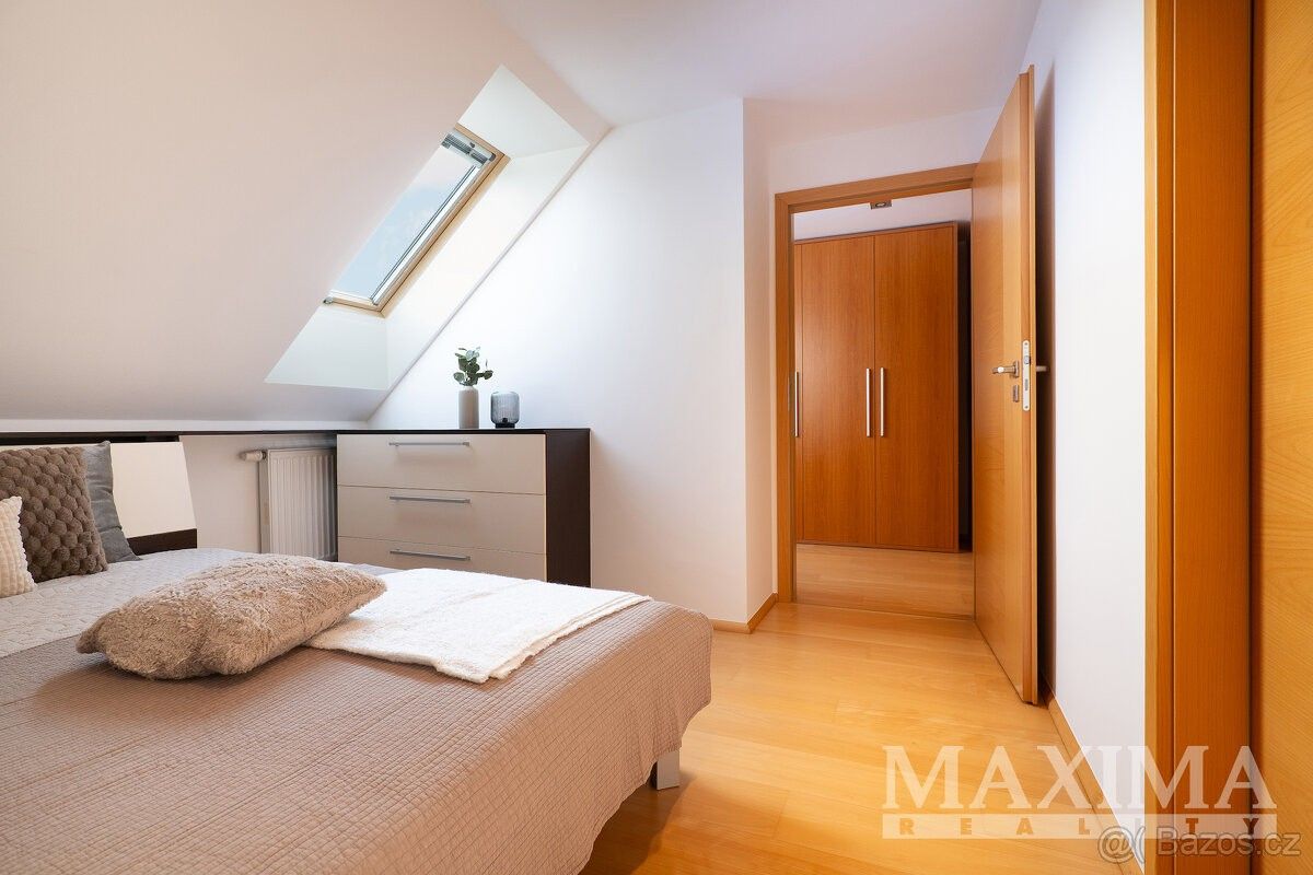 Prodej byt - Praha, 100 00