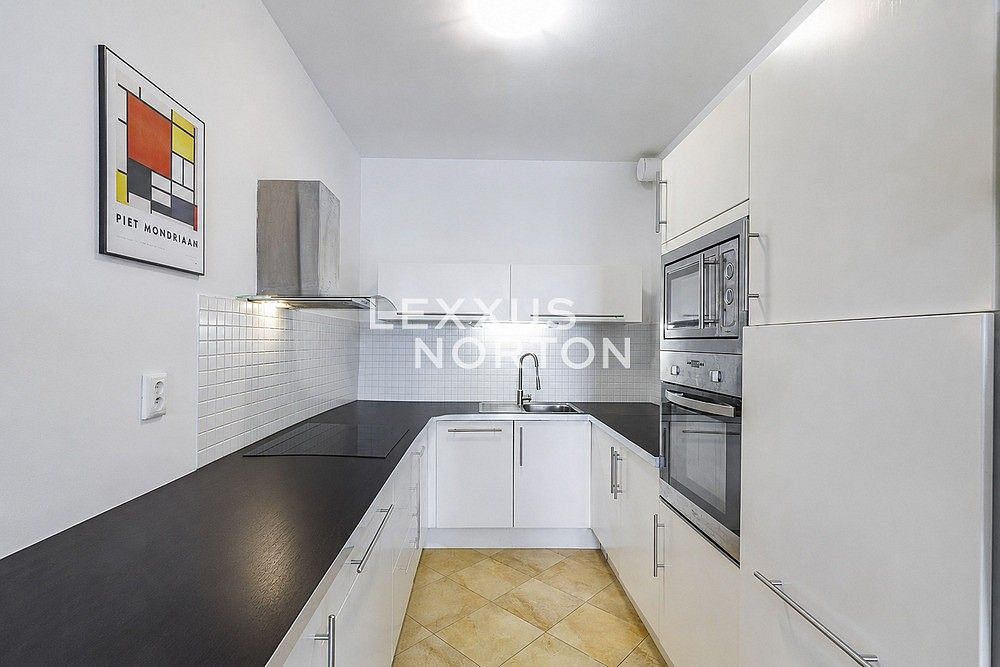 Byt 2+kk · 71 m² · Praha - Holešovice, okres Praha 7, Hlavní město Praha - 3