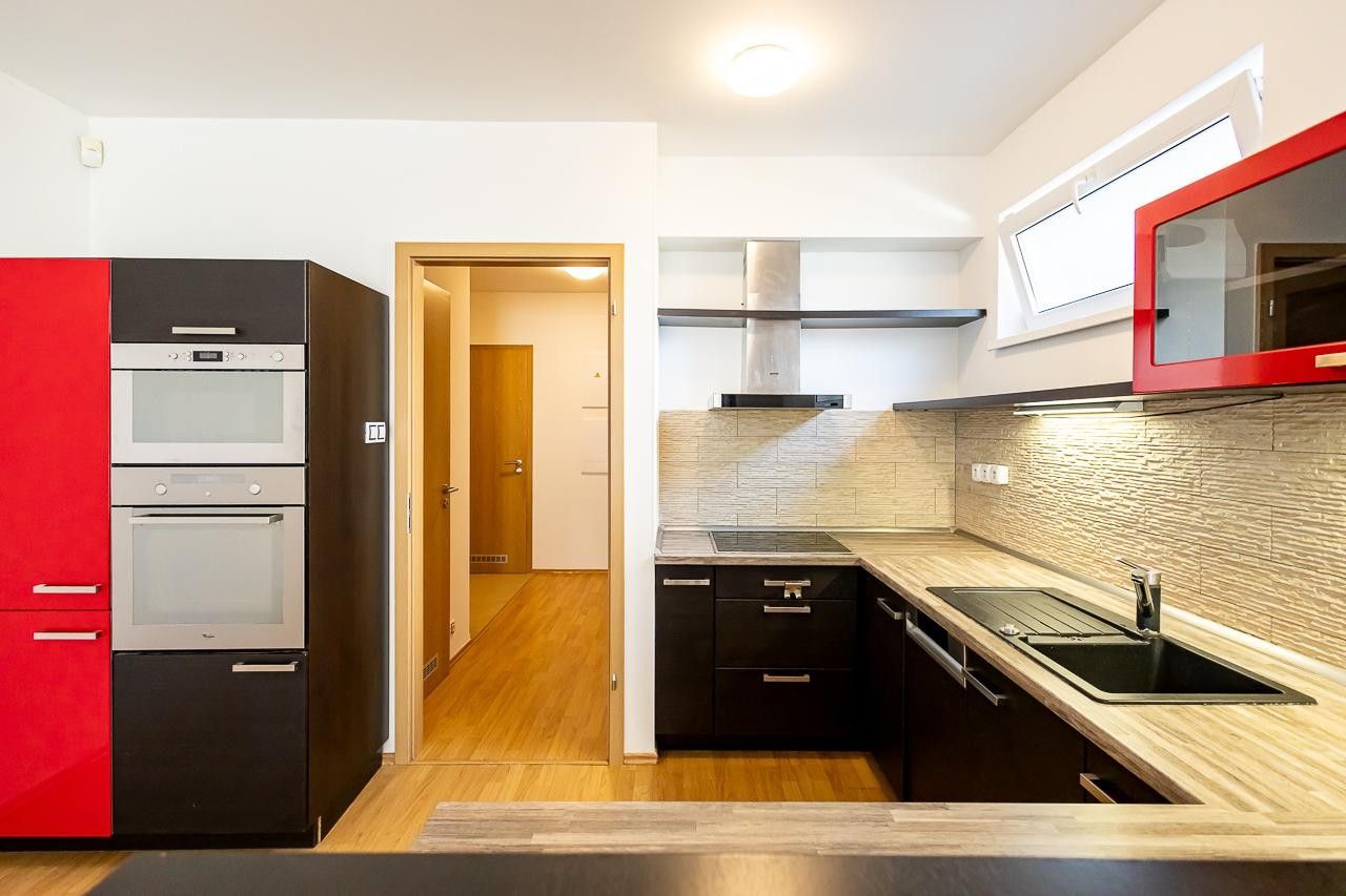 2+kk, Praha 18, Praha, 56 m² - 1