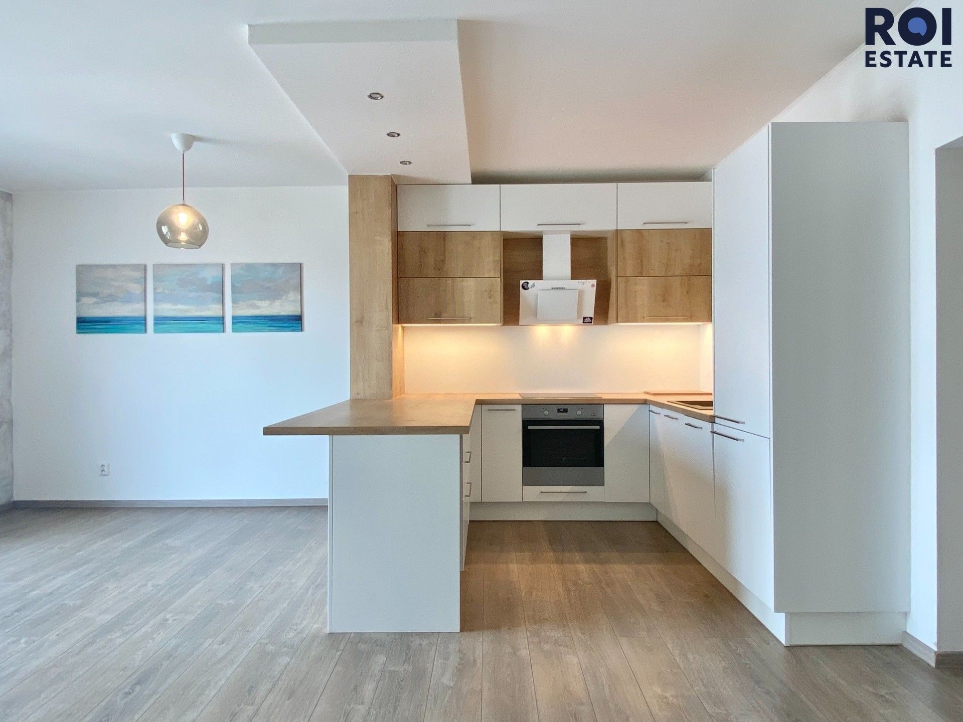 2+kk, Cedrová, Jesenice, 65 m²