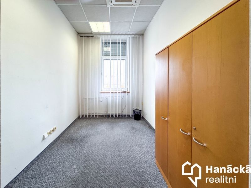 Pronájem kancelář - Sádky, Prostějov, 8 m²