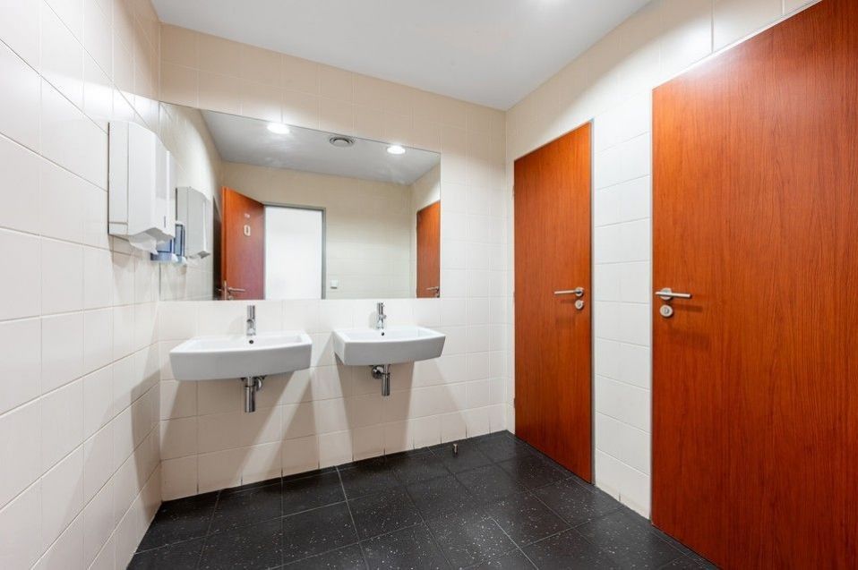 Pronájem kancelář - Průmyslová  , Praha, 90 m² - 5