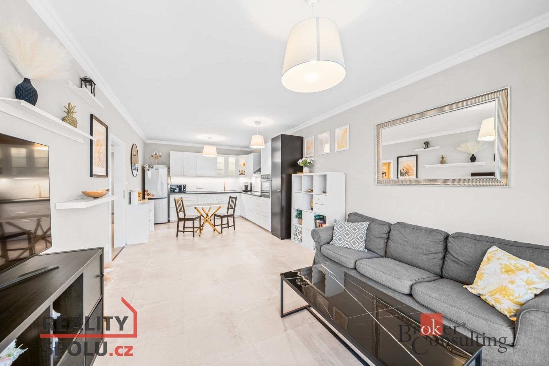 Prodej byt 2+kk - Nepomucká, Plzeň, 64 m²