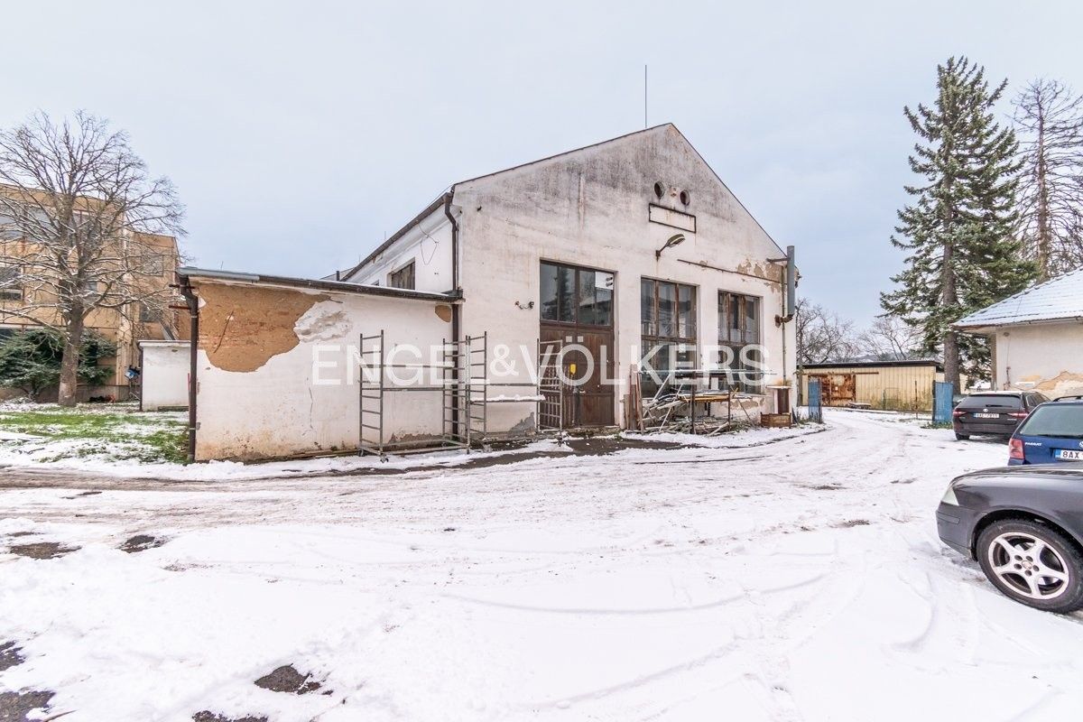 Sklady, Hlavní 50, Panenské Břežany, 474 m²