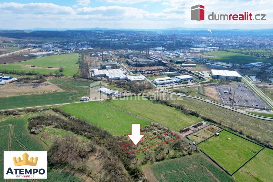 Komerční pozemky, Úsilné, 1 632 m²