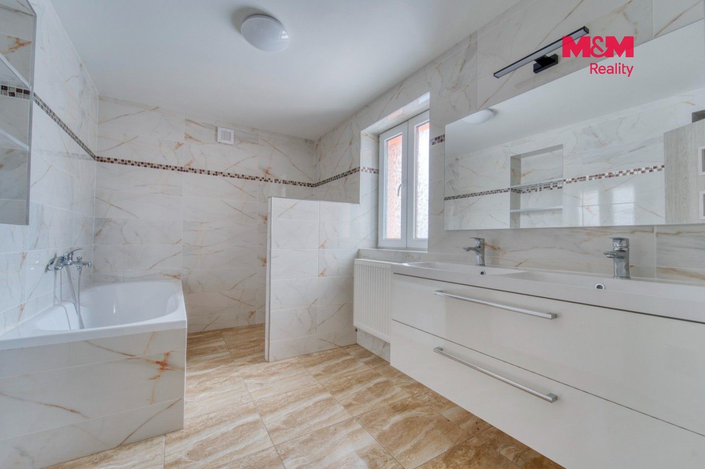 Prodej rodinný dům - Krukanice, Pernarec, 98 m² - 2