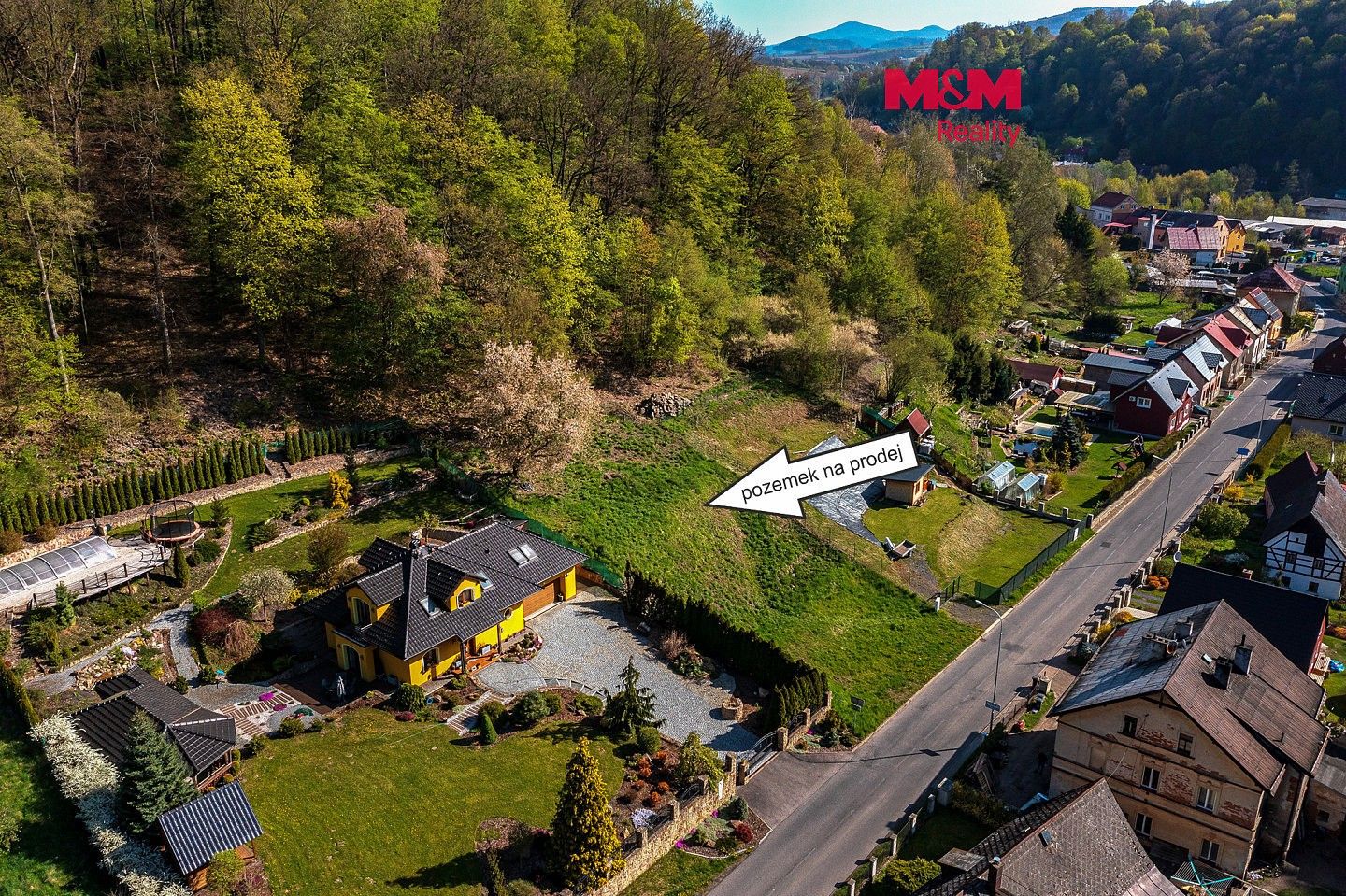 Pozemek pro bydlení, 1 493 m²