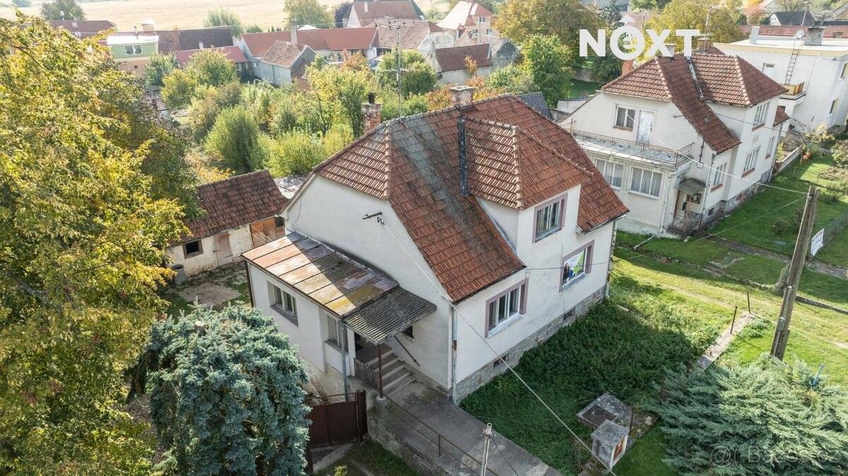 Rodinné domy, Jevišovice, 671 53