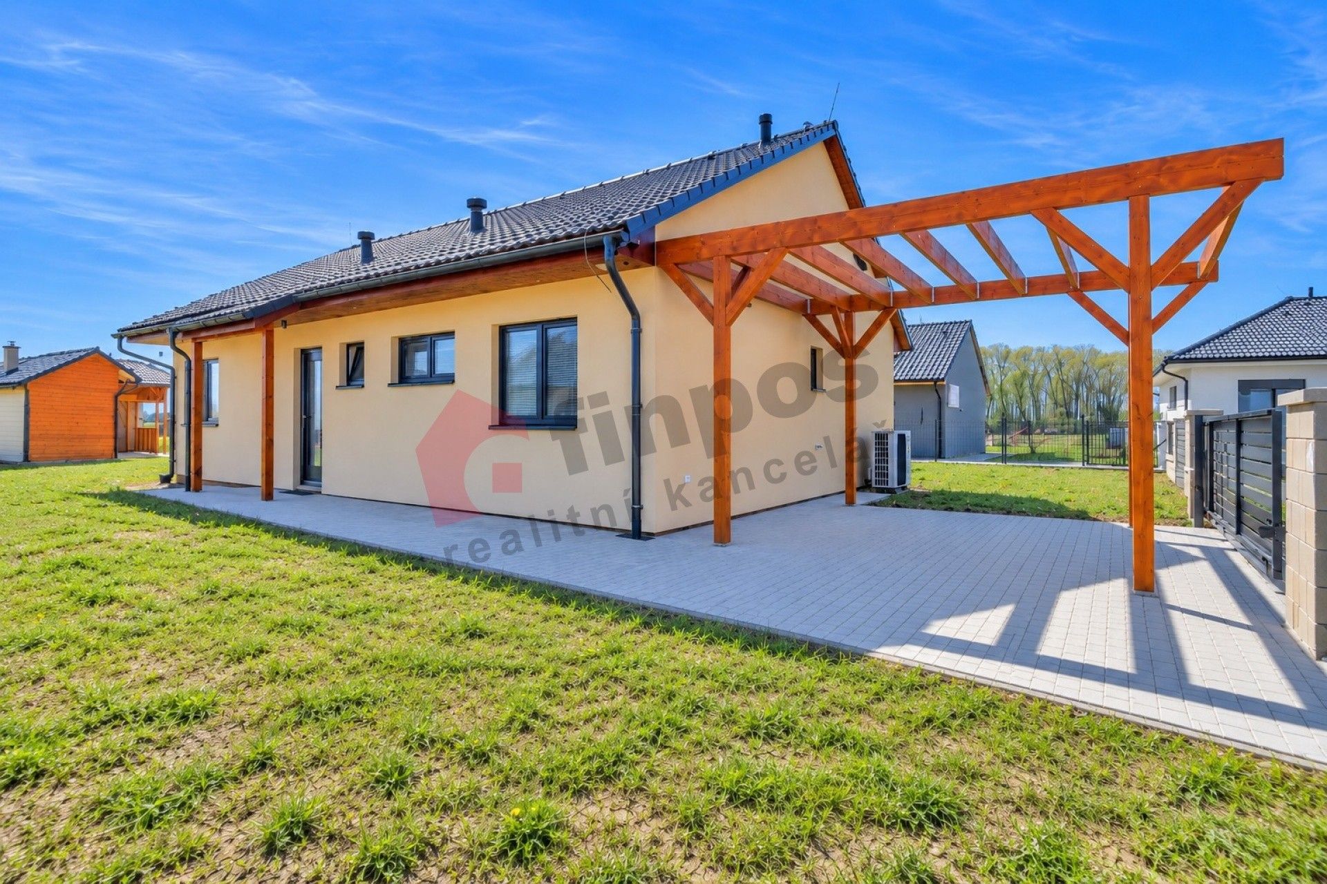Rodinné domy, Jižní 437, Moravany, 125 m² - 2