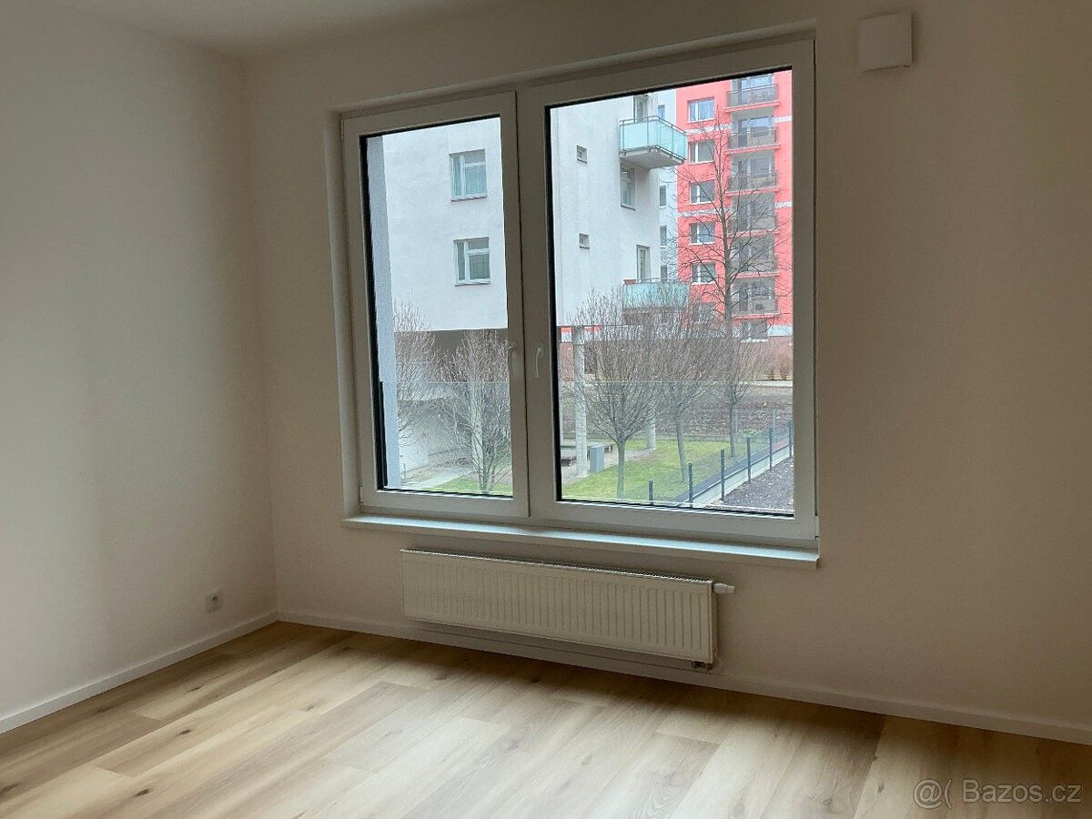 Pronájem byt - Praha, 140 00