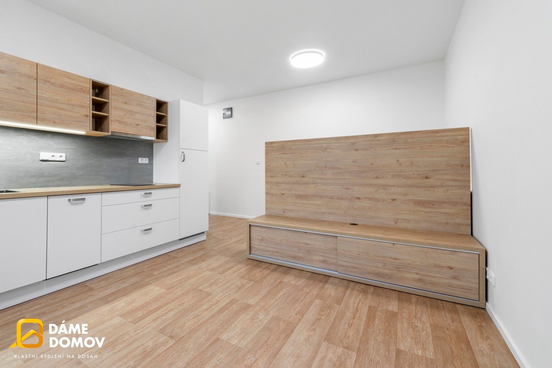 Pronájem byt 1+kk - Hostovlice, 45 m²