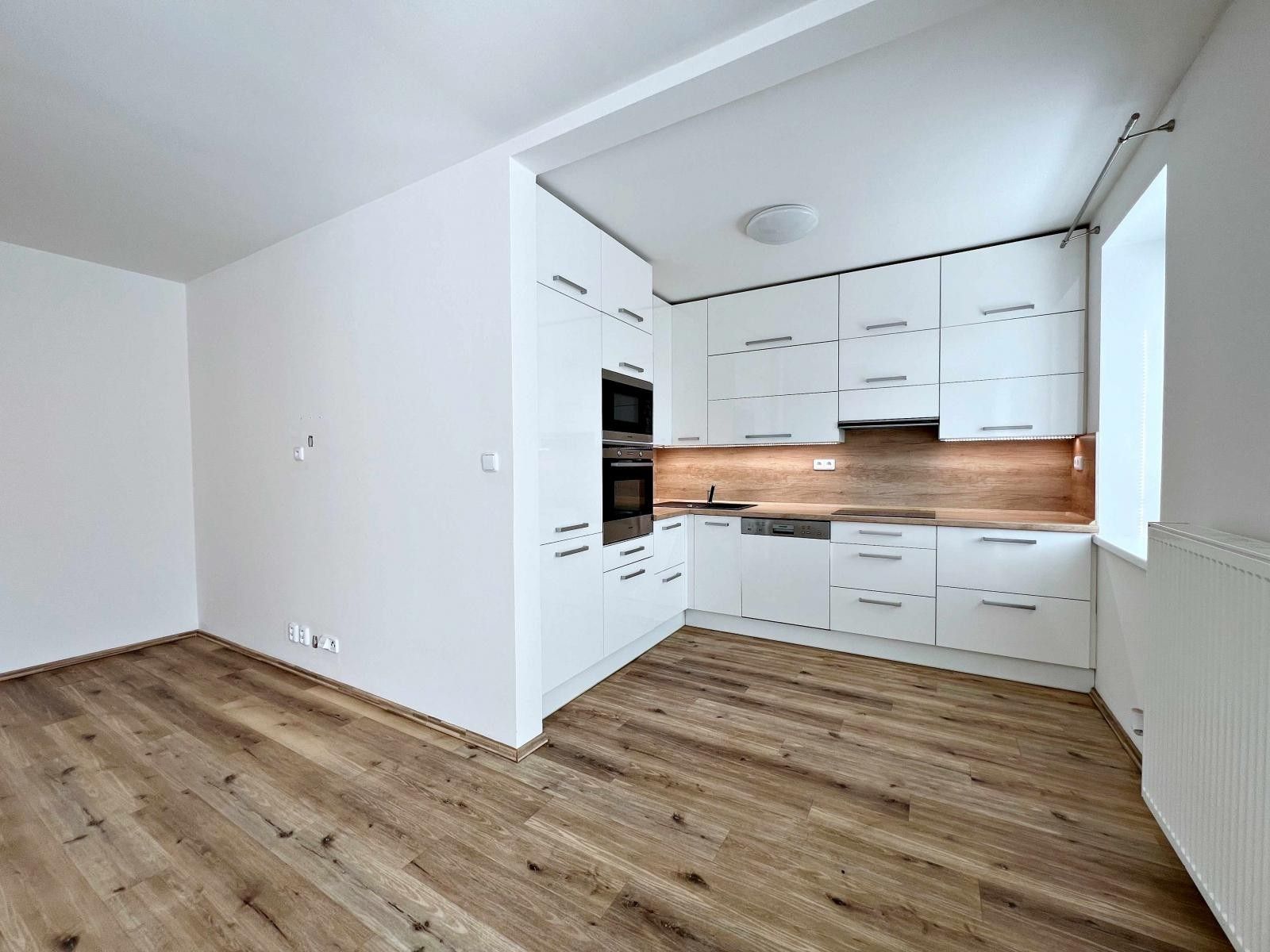 3+kk, Husova, Louny, 65 m² - 1