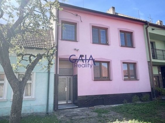 Rodinné domy, Louka nad Veličkou, 696 76