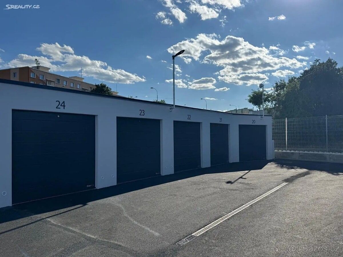 Pronájem garáž - Chomutov, 430 04