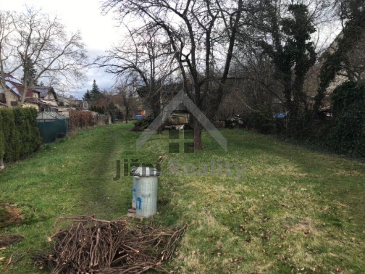 Pozemek pro bydlení · 981 m² · tř. 5. května  , Včelná - 4