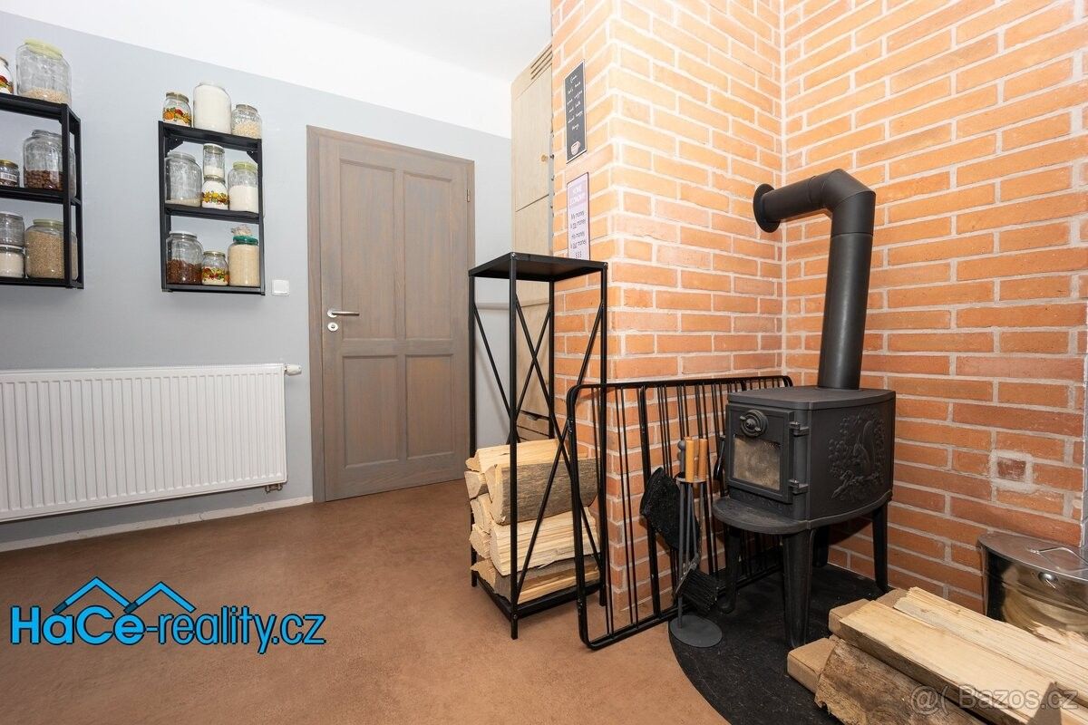 Prodej rodinný dům - Horní Jelení, 533 74