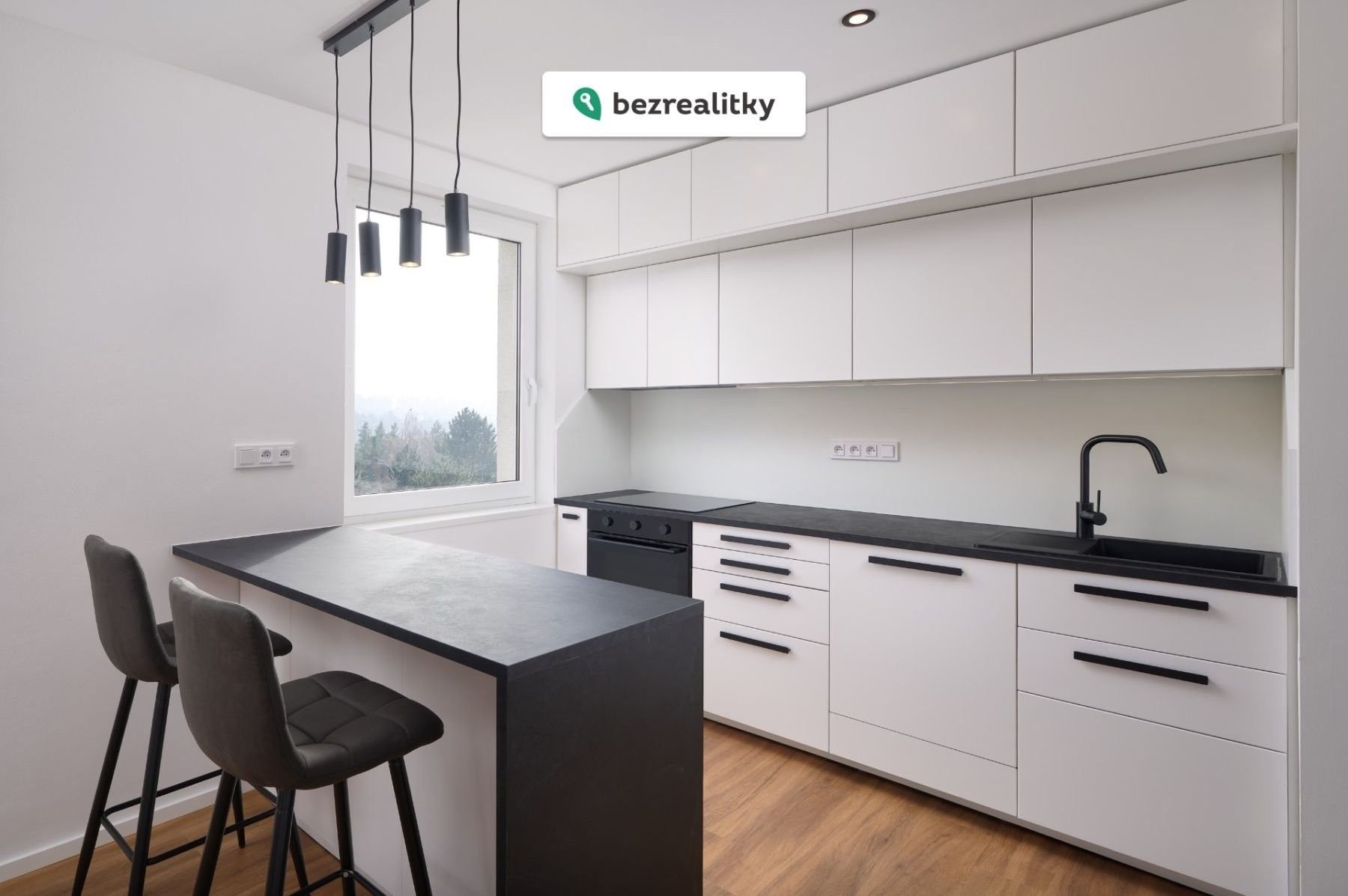 3+kk, Poljanovova 3159, Praha, 70 m²