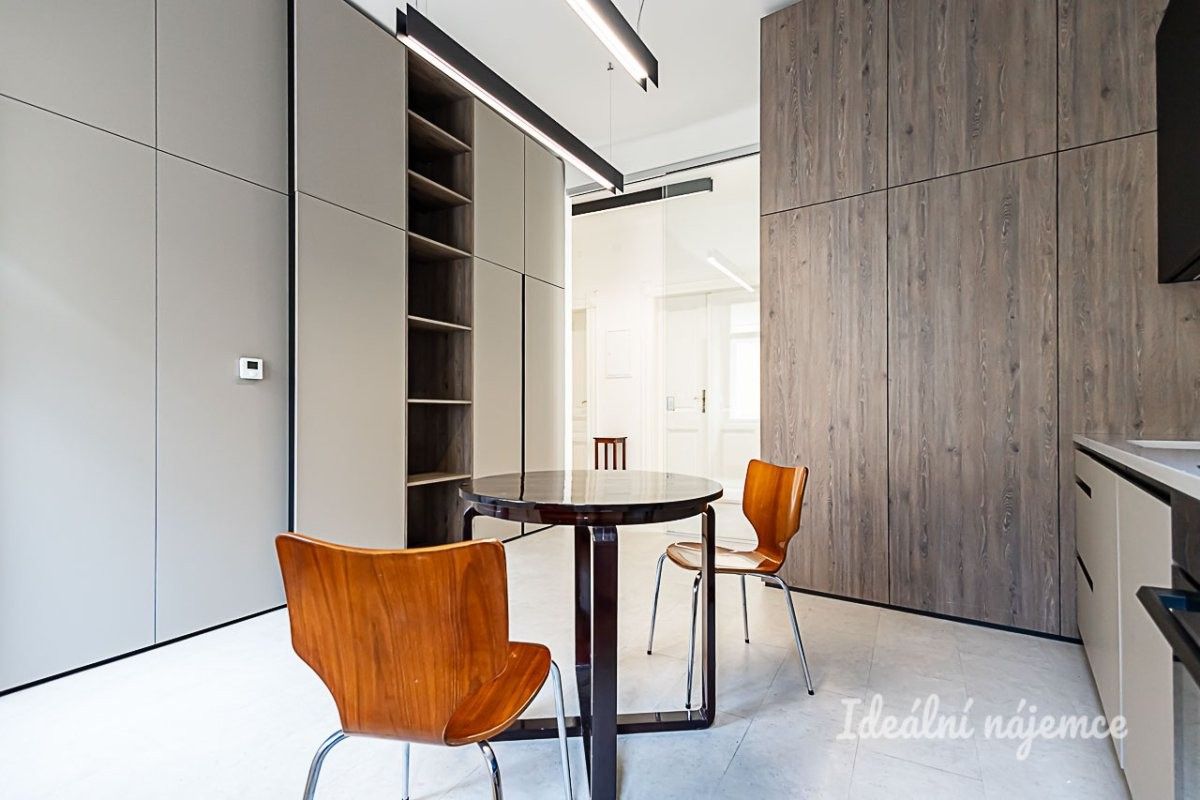 Pronájem byt 2+1 - Pštrossova, Praha, 70 m² - 5