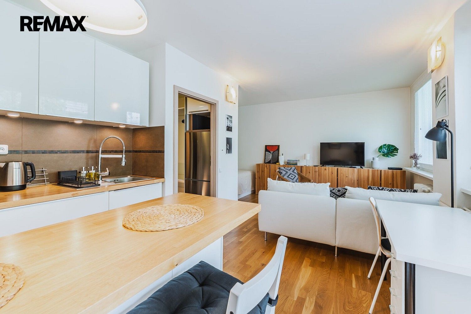 Pronájem byt 1+kk - Strašnická, Praha 10 - Hostivař, 35 m² - 5