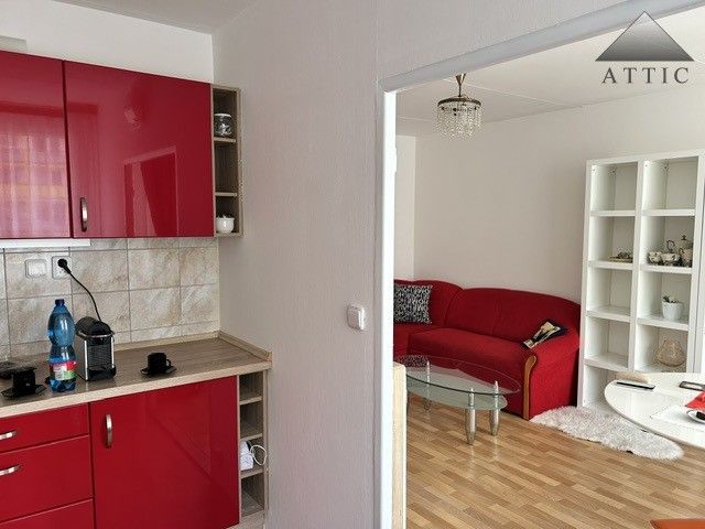 3+1, Uzbecká, Praha, 74 m² - 1